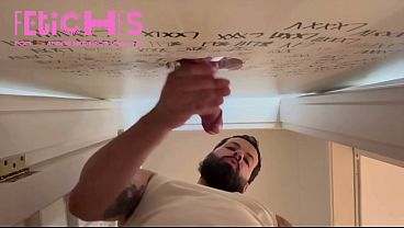 Declarações de Amor por um Glory Hole 18/100 all gay porn video
